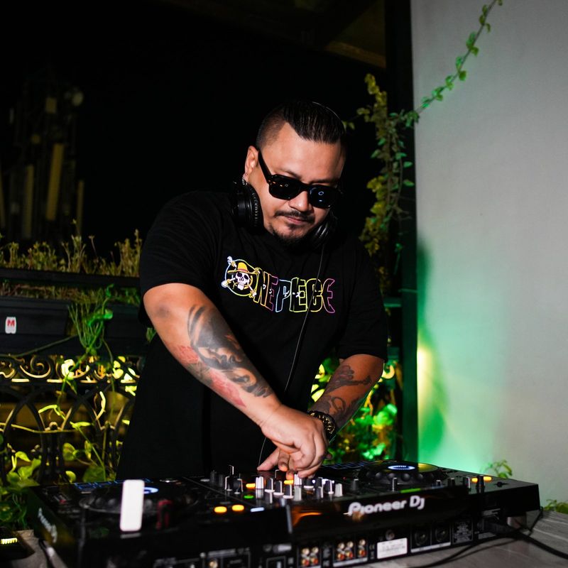 DJ nights at altitude